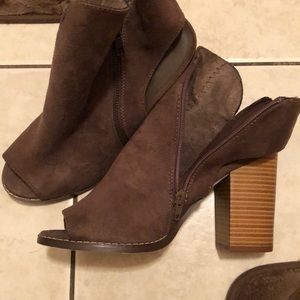 Brown Chunky Heel